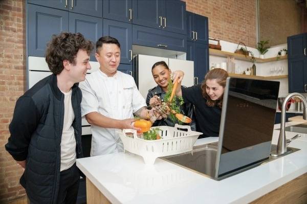 ” 这台中国洗碗机正在“征服”全球厨房pg电子模拟器“不弯腰+能洗菜+不折腾(图1) ” 这台中国洗碗机正在“征服”全球厨房pg电子模拟器“不弯腰+能洗菜+不折腾(图1)